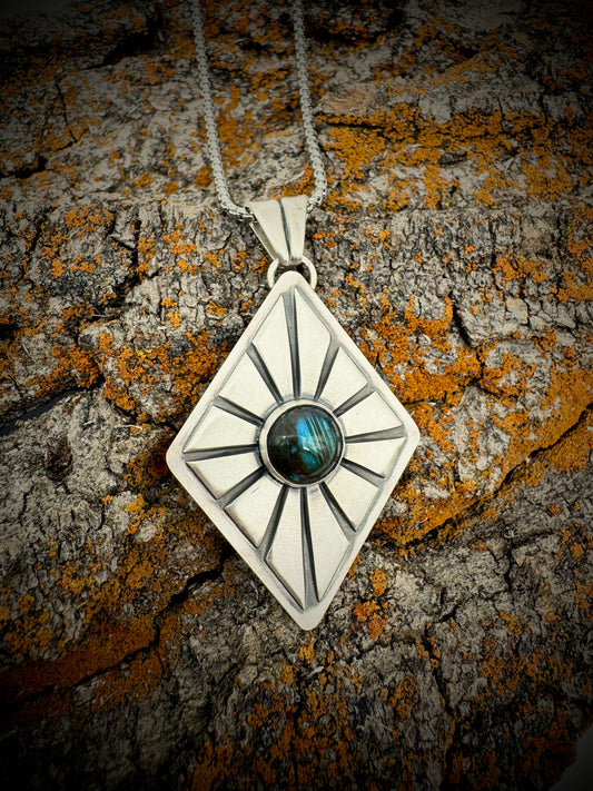 Raising Atlantis Labradorite Diamond