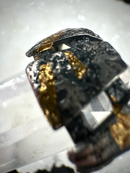 Golden particle ring size 7