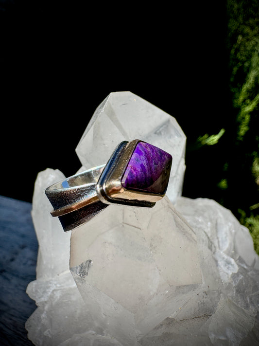 Sideways Sugilite ring size 7.25