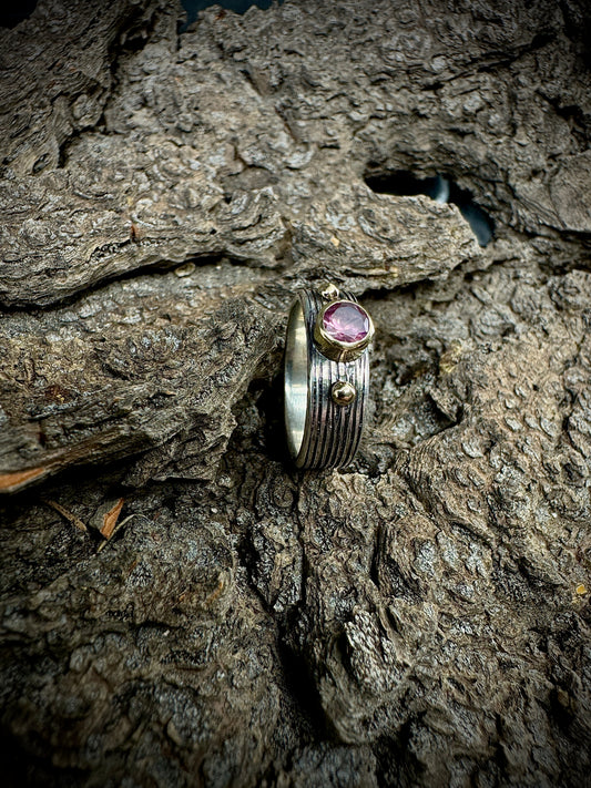 Hot Pink Mahenge Spinel Woven gold and silver ring size 6.25
