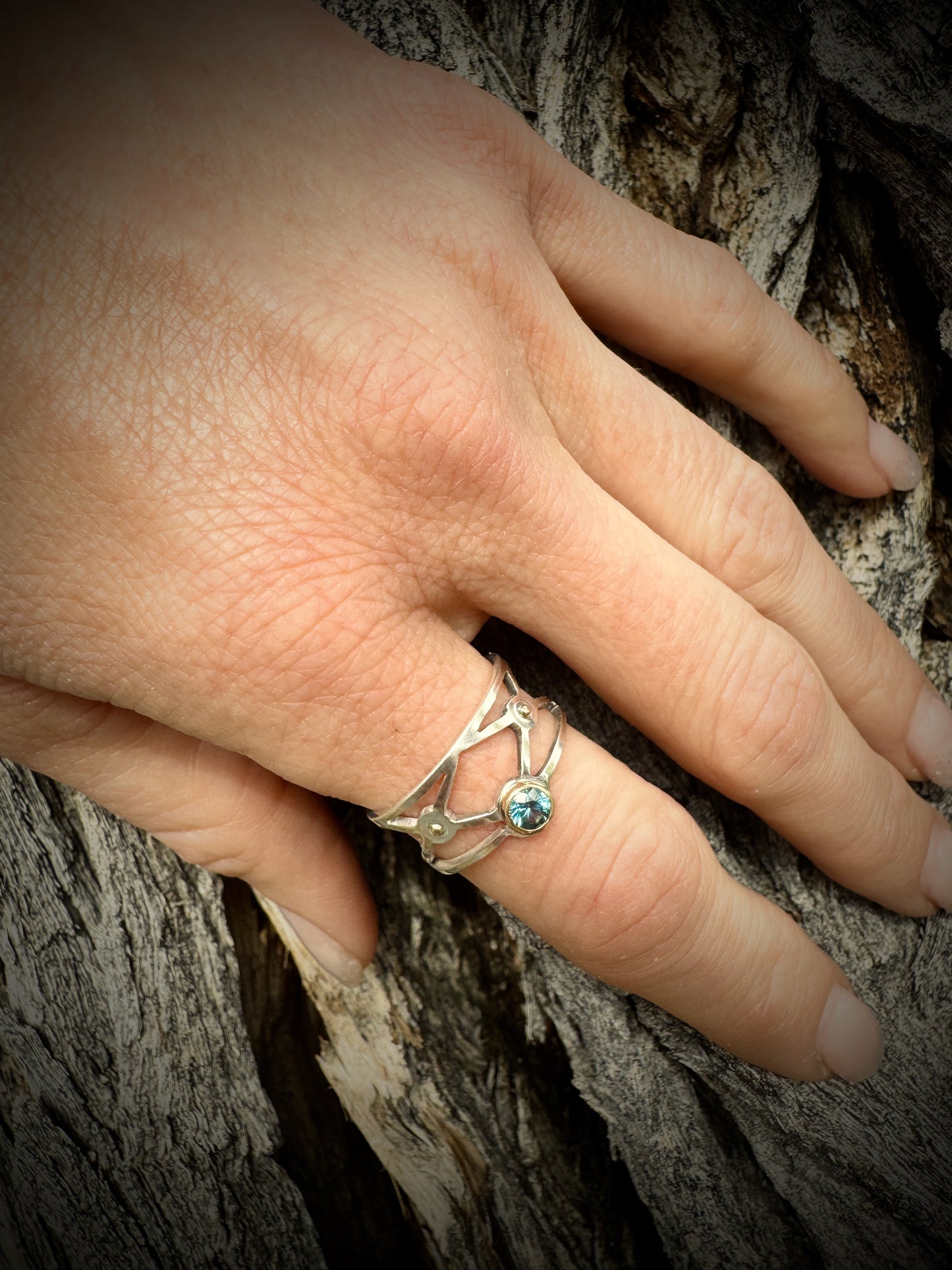 Bridge ring Sapphire size 7.5