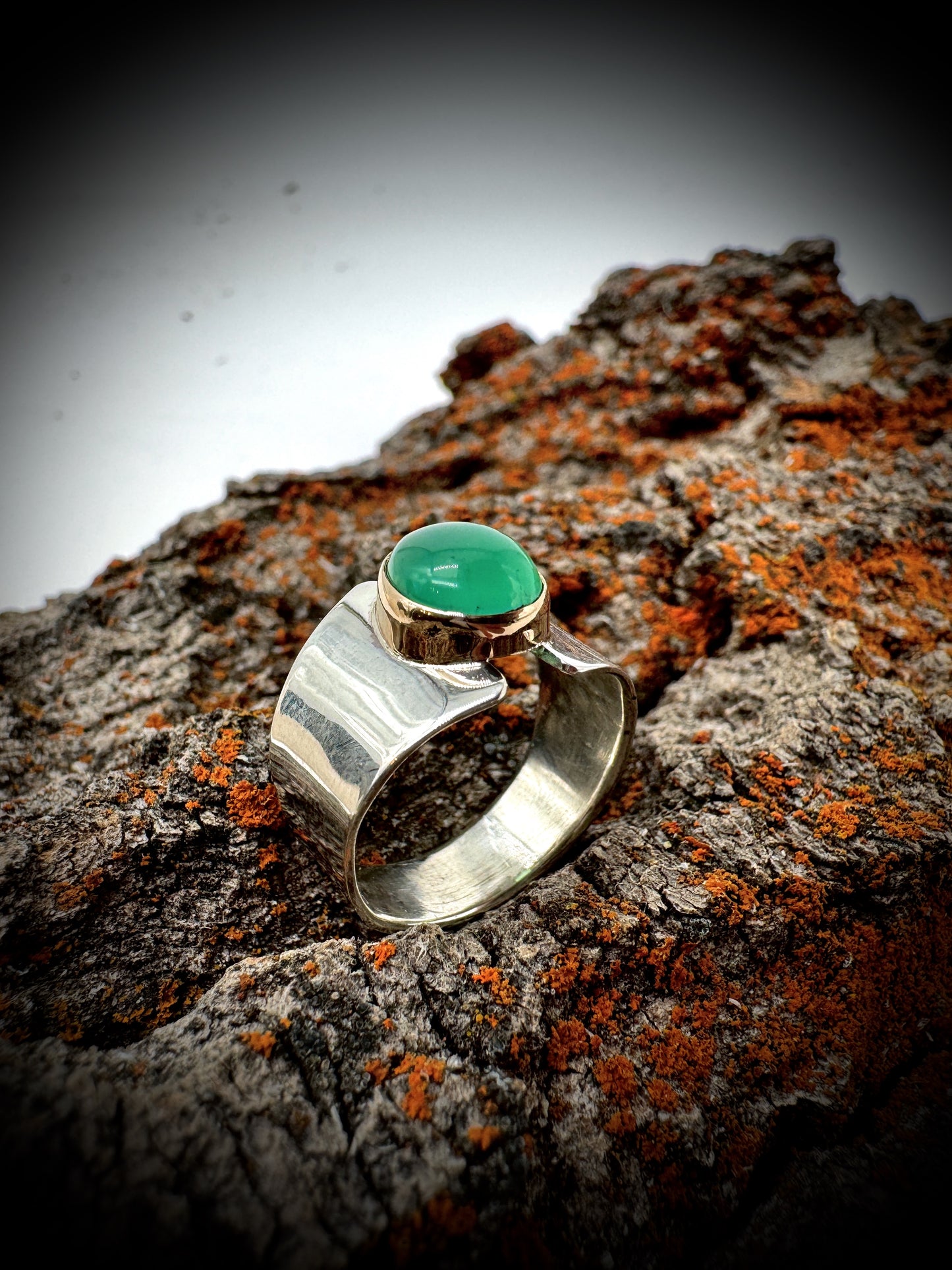 Gem Chrysoprase ring size 8.25