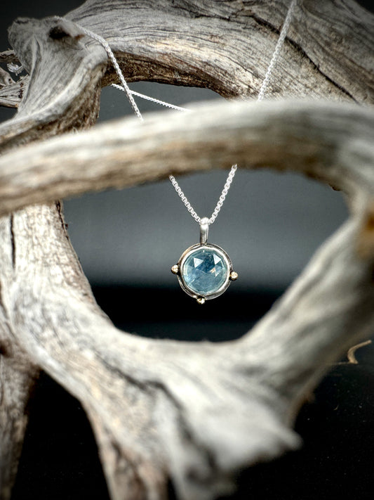 Aquamarine Wayfinder pendant