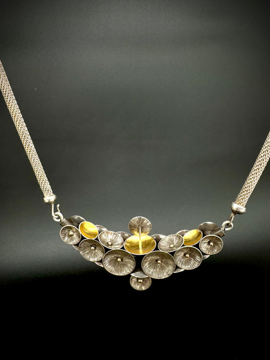 Signal Acquired pendant