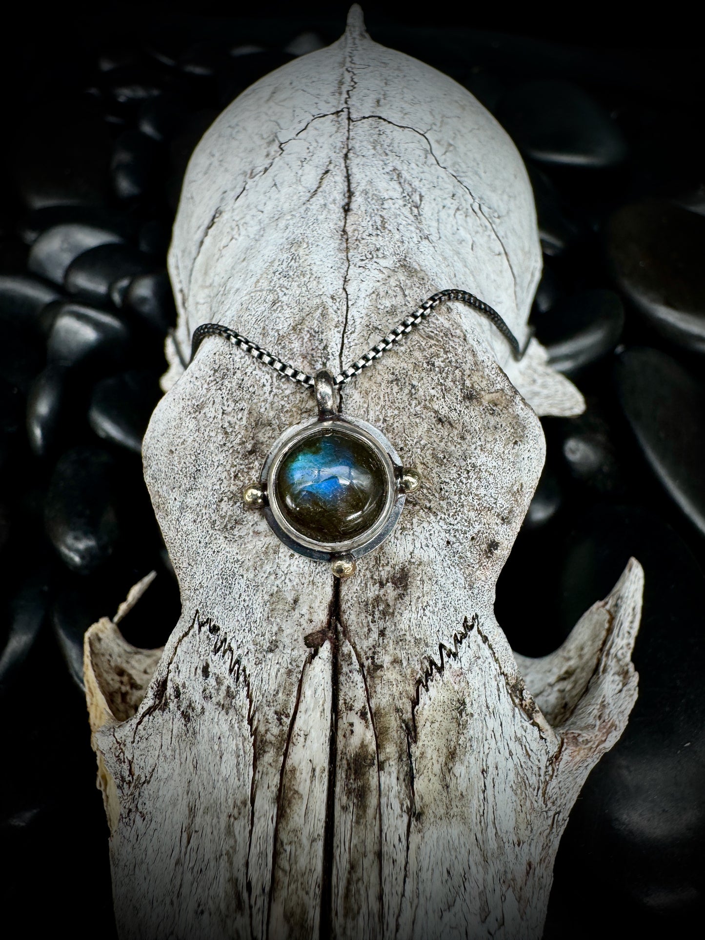 Wayfinder Labradorite pendant