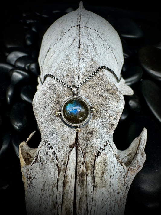 Wayfinder Labradorite pendant