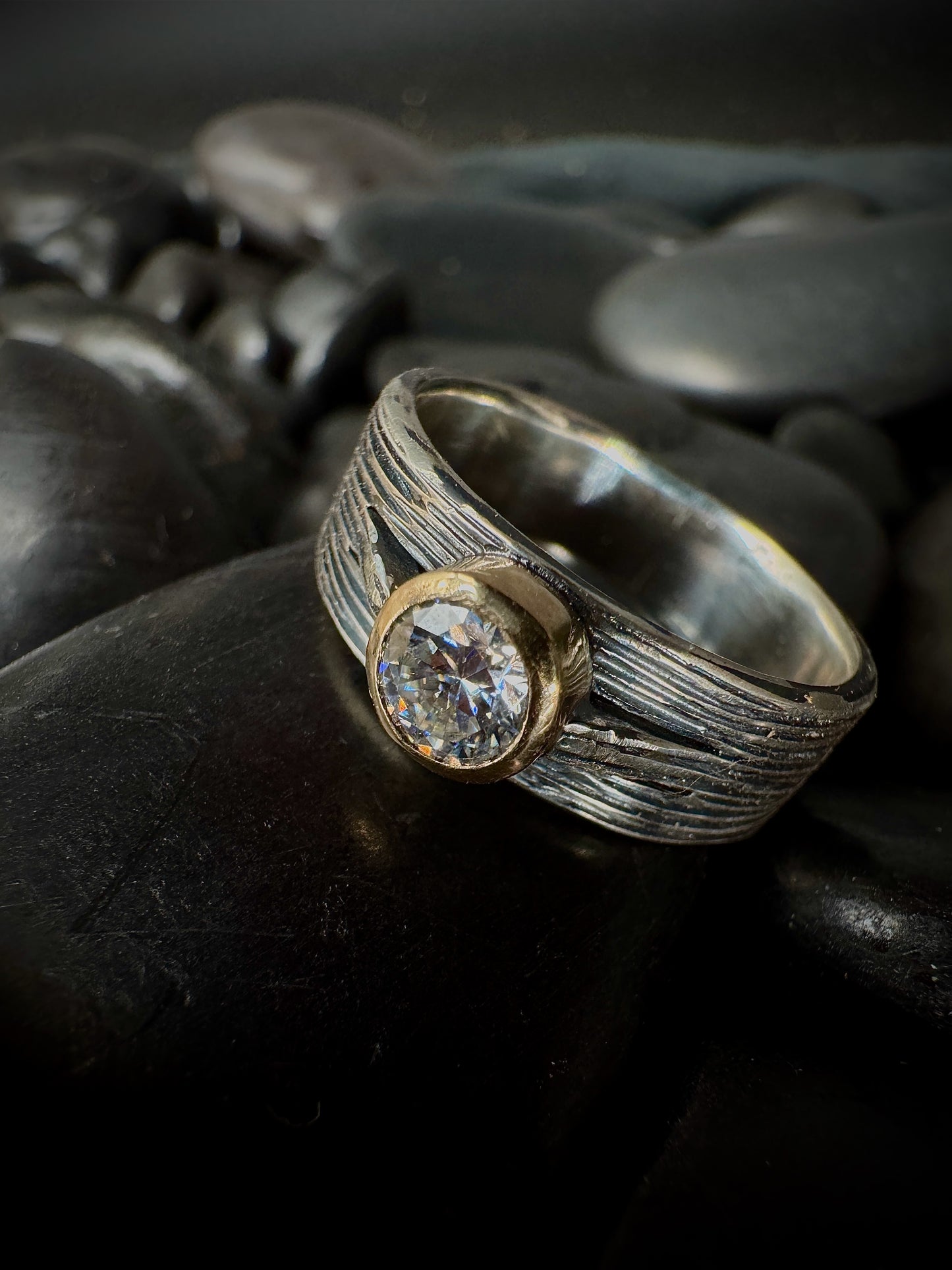 Moissanite Woven ring size 8