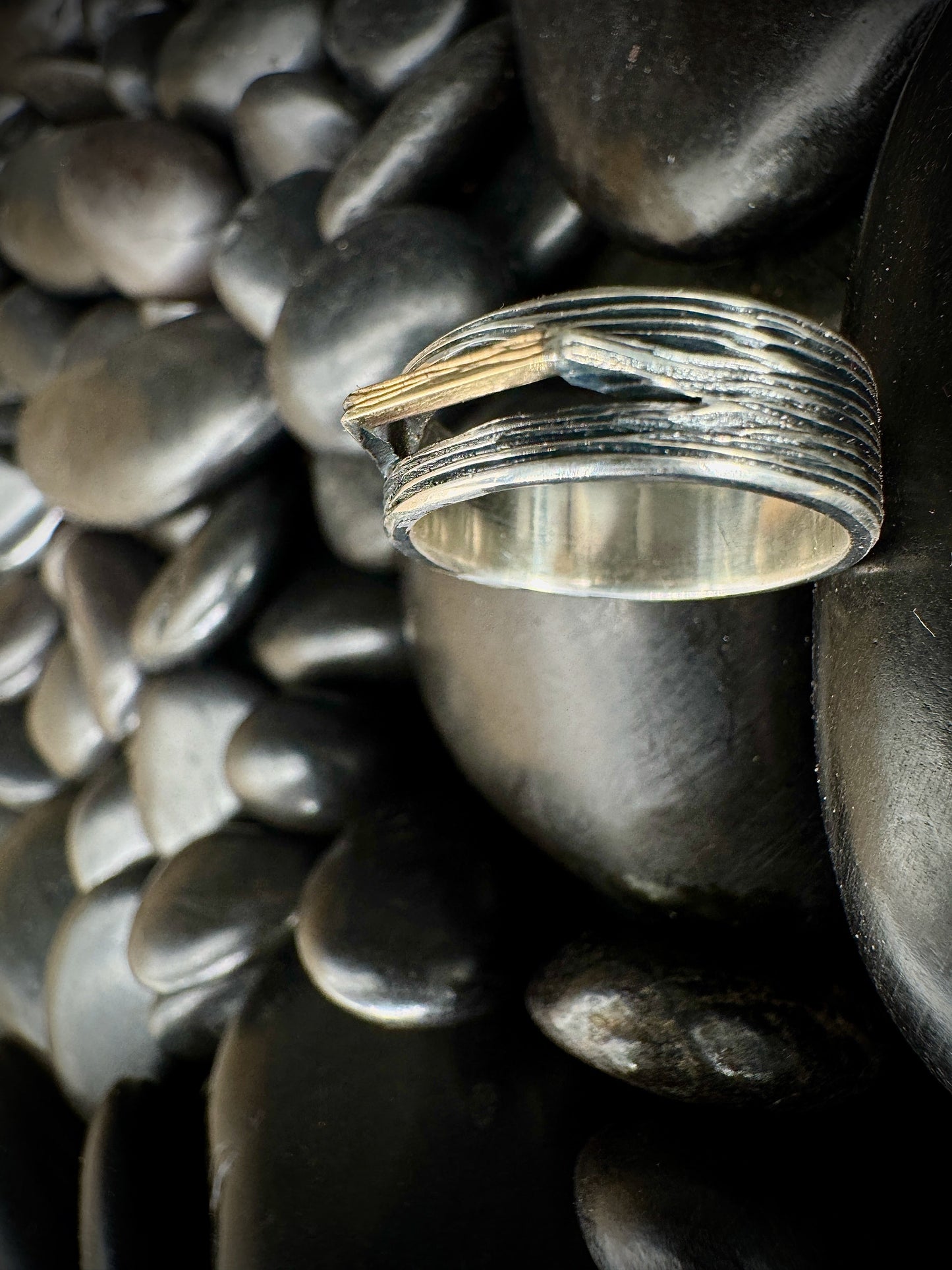 14k gold bar Woven ring size 8