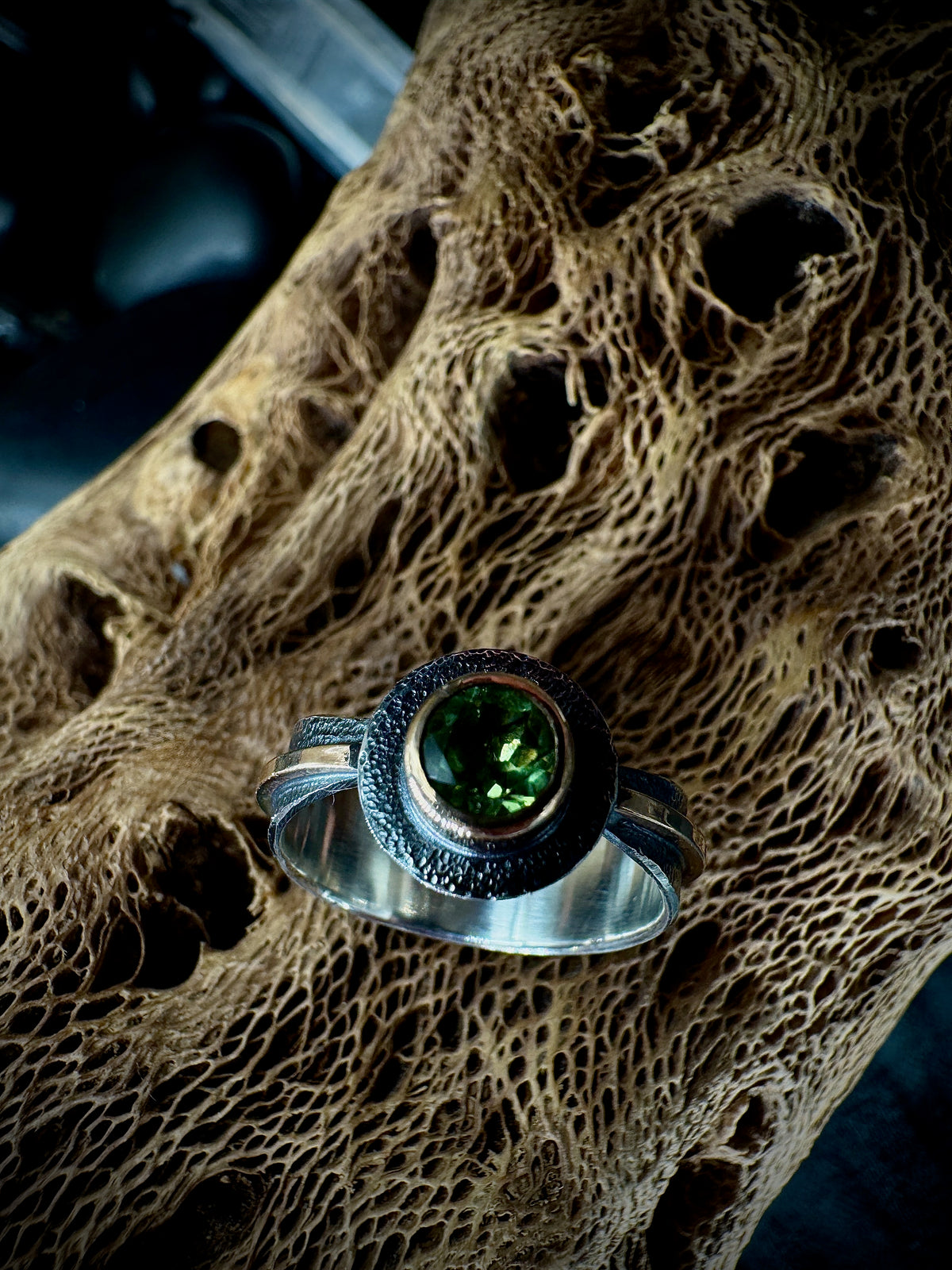 Peridot reverse band ring size 6.25