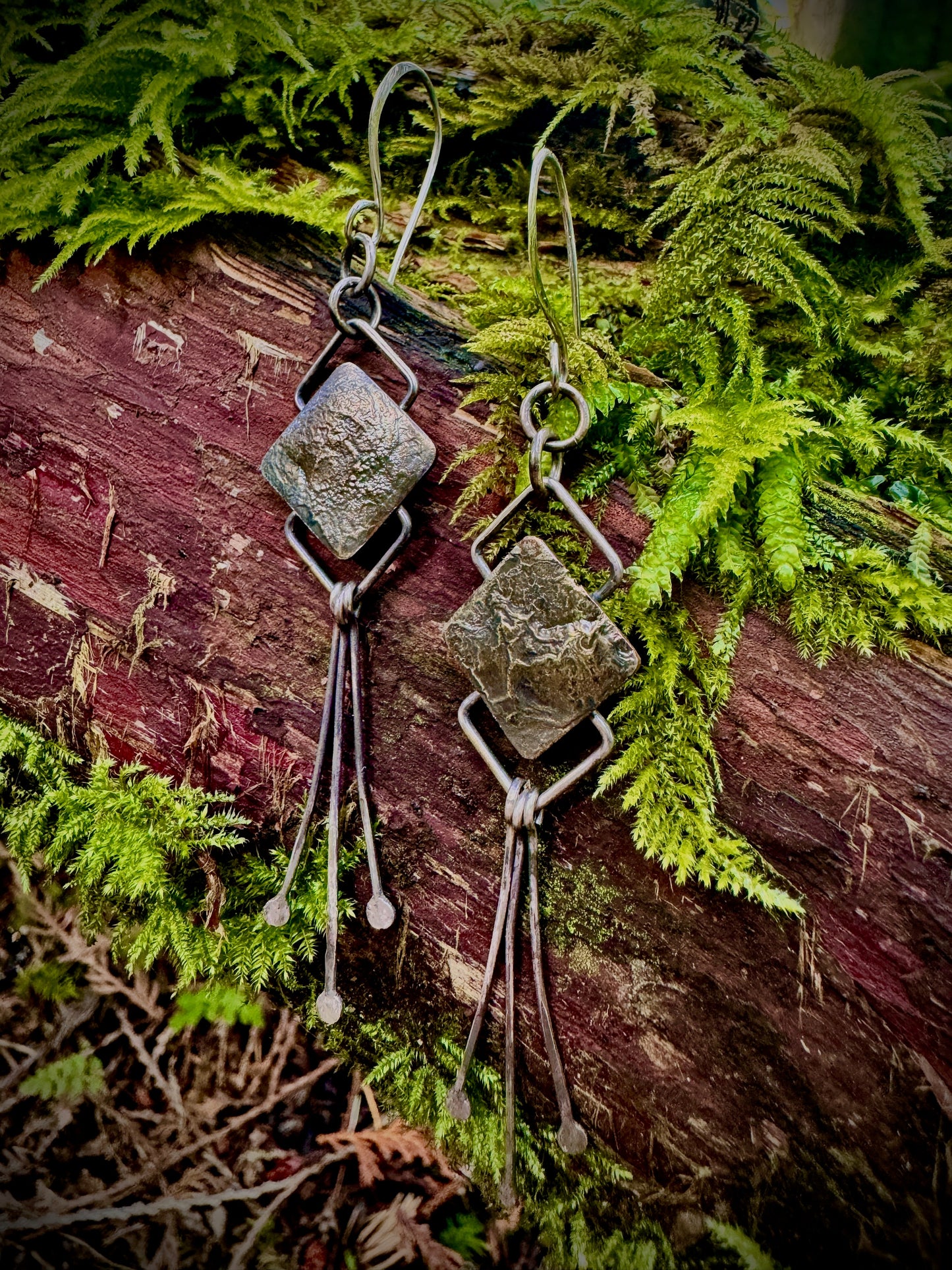Reticulated Dangler earrings