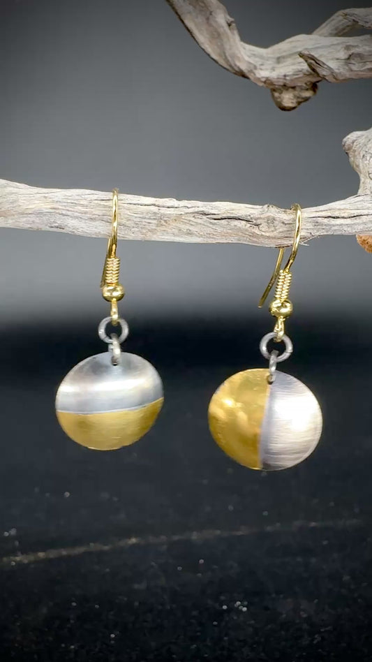 Half Moon golden earrings satin brushed